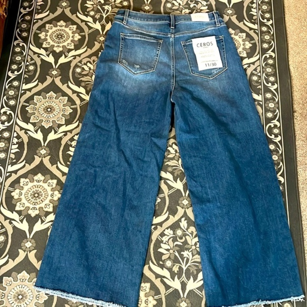 Ceros women’s wide leg jeans with angled pockets, medium 30 NWT super high